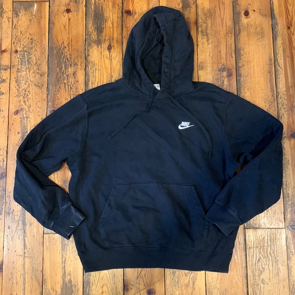 Medium Nike Sweater - Picture 1 of 2